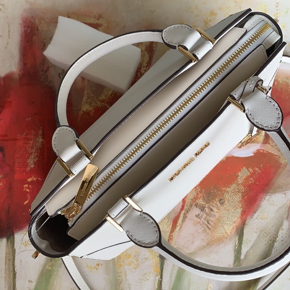 MICHAEL KORS PRISM LG SATCHEL OPTIC WHITE - Picture 10 of 16